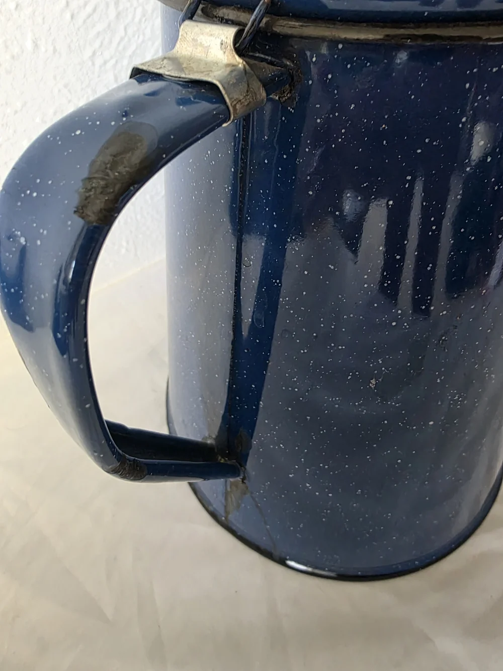 Blue Speckled Enamel Coffee Pot & Mug Set - Home Kitchen